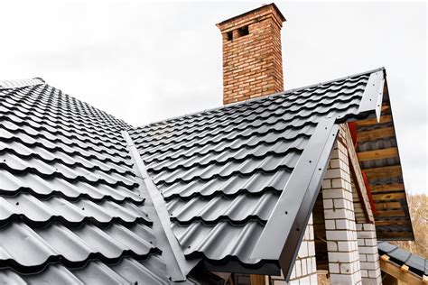 7 Pros and Cons of Metal Roofing in Florida – Unrivaled Roofing