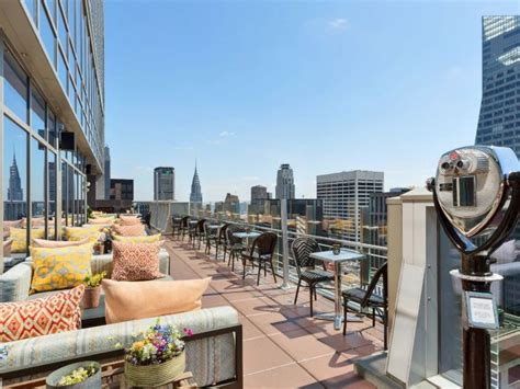 14 Hotels with the Best Views in NYC (2023 Guide) – Trips To Discover