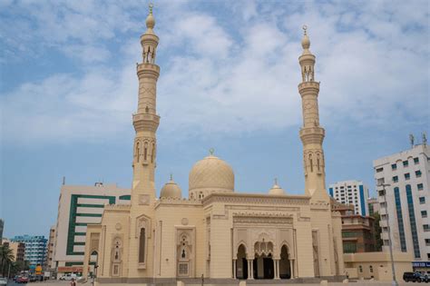 Sharjah Ruler inaugurates Al-Iman Mosque at a cost of Dh20m - News ...