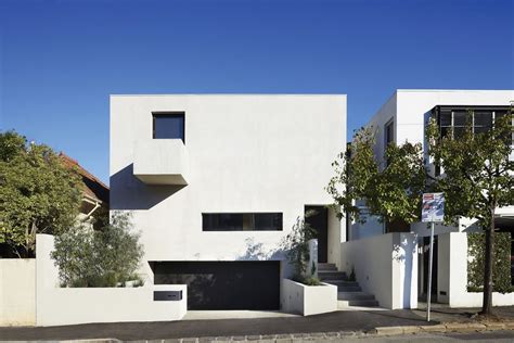 Everything You Need to Know About Neomodern Architecture