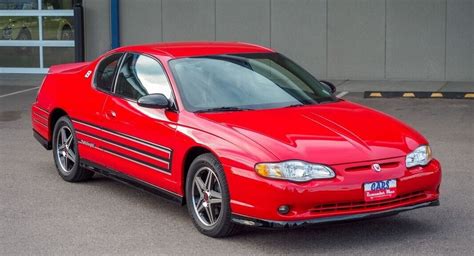 Very Uncommon, Very Boring 2004 Chevy Monte Carlo SS Dale Earnhardt Jr. Version Was Inexplicably ...