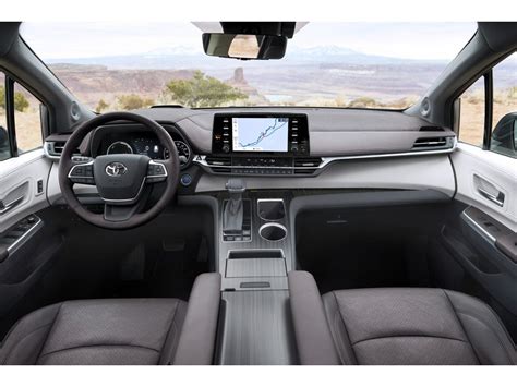 2022 Toyota Sienna: 99 Interior Photos | U.S. News