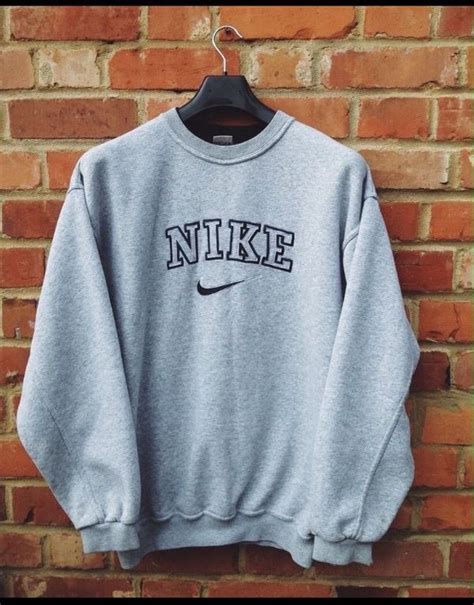 Pin by GrAcIeee:)) on Hypebeast | Vintage nike sweatshirt, Vintage ...