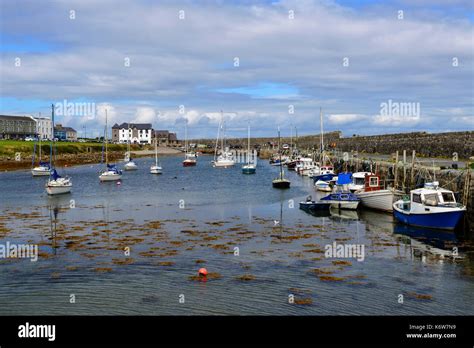 Mullaghmore Harbour, County Sligo, Republic of Ireland Stock Photo - Alamy