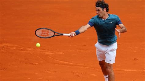 Roger Federer's Tennis Racquet - What Racquet Does He Actually Use?