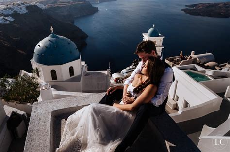 A Picture-Perfect Cavo Ventus Wedding in Santorini