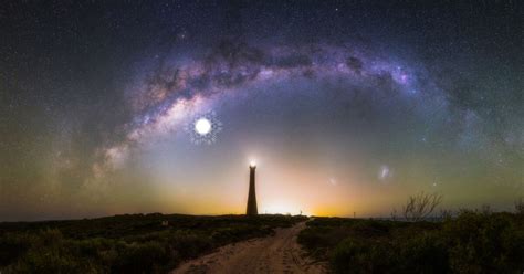 Spectacular images of the Milky Way captured by telescope