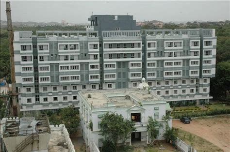 Deccan College of Medical Sciences | MBBS College