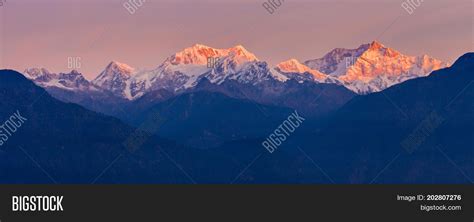 Kangchenjunga Mountain Image & Photo (Free Trial) | Bigstock