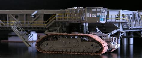 Crawler Transporter Model Gallery