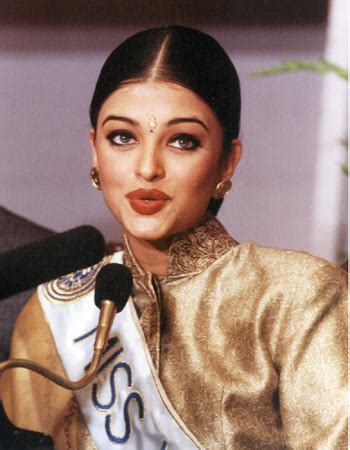 Aishwarya Rai: Aishwarya Rai Miss World Photos