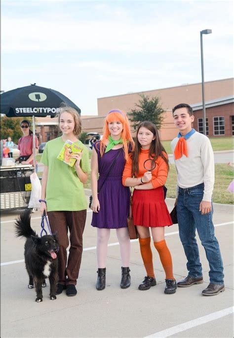 Scooby doo Mystery Gang group costume | Bff halloween costumes, Halloween costumes friends ...