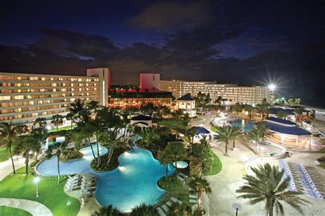 Beach Hotels: Hotels in Nassau