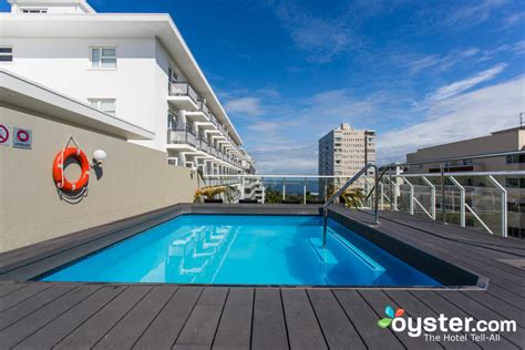 Protea Hotel Cape Town Sea Point Review: What To REALLY Expect If You Stay