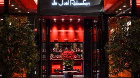 L'Atelier de Joël Robuchon restaurant review — WBP Stars