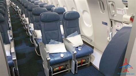 best-seats-in-coach-and-comfort-plus-delta-a330-200-renespoints-blog ...