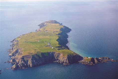 Visit Lundy Island | Top Places To Visit In Devon 2024