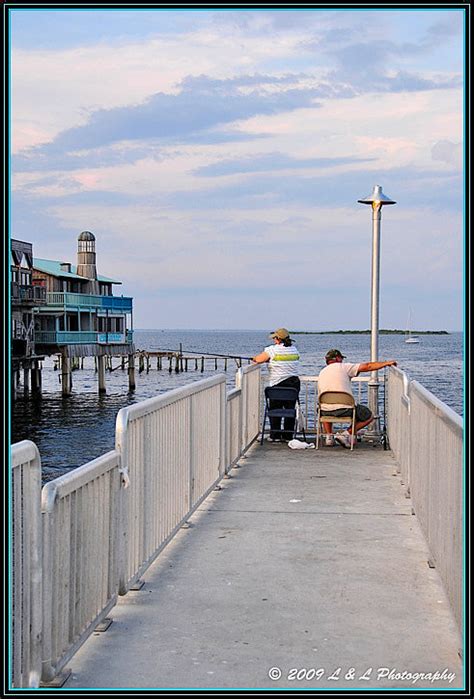 Cedar Key (Florida) Photos: Fishing on the new pier