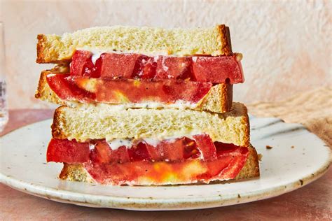 Southern Tomato Sandwich Recipe