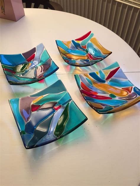 Glasfusion schaaltjes | Fused glass wall art, Fused glass art, Fused glass bowl