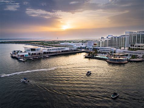 Yas Bay Waterfront Welcomes Two New Restaurants