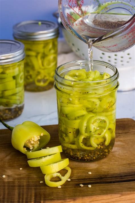 Recipes With Banana Peppers, Canning Banana Peppers, Sweet Banana Peppers, Pickled Banana ...