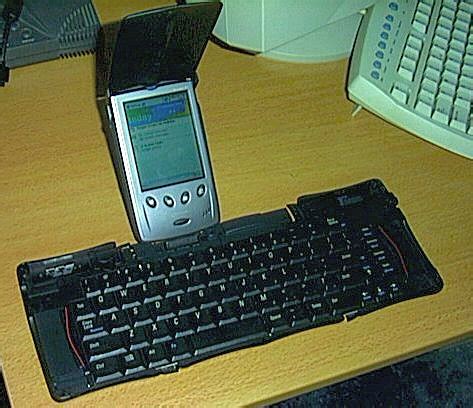 Stowaway PDA Keyboard Review – Automated Home