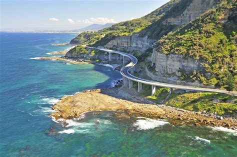 The Sea Cliff Bridge in Australia : pics