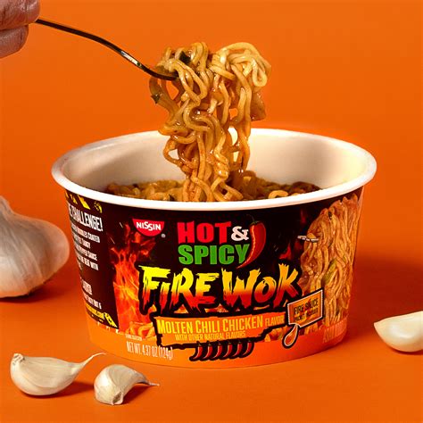 Hot & Spicy Fire Wok Molten Chili Chicken - Nissin Food