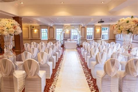 Manor Hotel – Meriden Wedding Venue Berkswell, West Midlands | hitched.co.uk