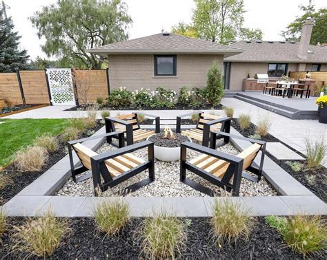 20 Easy and Stylish Gravel Patio Ideas