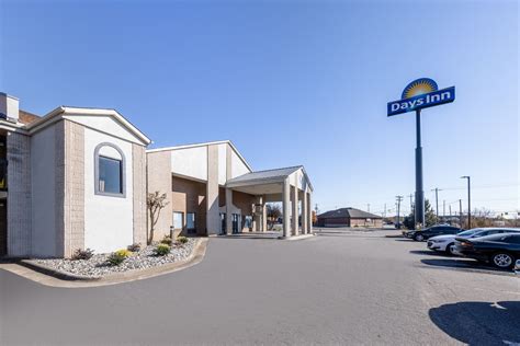 Days Inn by Wyndham Mooresville Lake Norman | Mooresville, NC Hotels