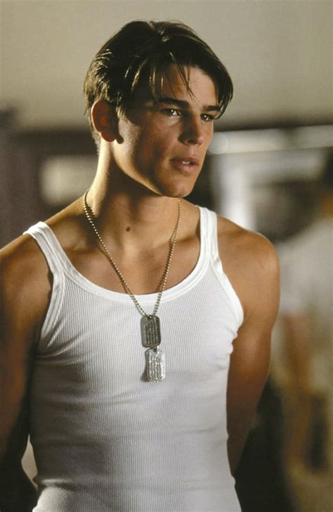 And He Made Watching Pearl Harbor Bearable | Hot Josh Hartnett Pictures ...