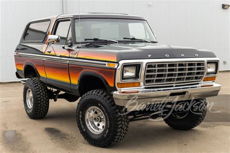 1978 FORD BRONCO CUSTOM SUV - Front 3/4 - 252621