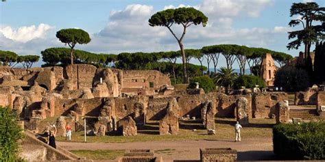 Palatine Hill in Rome: history, how to get, tickets, ruins