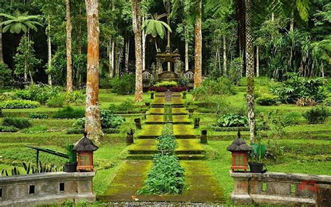 Bedugul Botanic Garden Bali, a Family Travel Destination on the Island ...