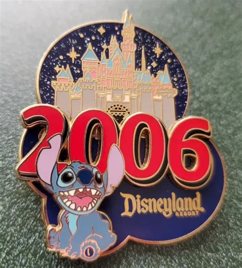 DISNEY RESORT LILO and Stitch | Castle Stary Night Sky EXCLUSIVE Trading Pin WDW £15.14 ...