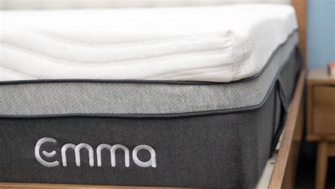 Emma Mattress Review (2022) | Great for Side Sleepers?