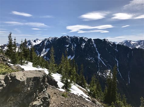 Hiking Mount Townsend. : r/Seattle