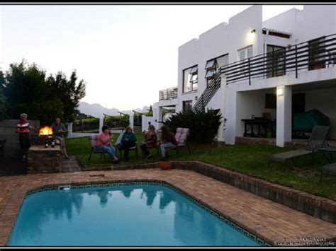 Paarl Mountain Lodge | Special Deals and Offers Book Now!