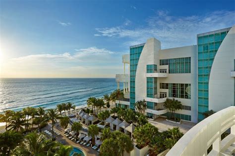 Diplomat Beach Resort Review: Mixing Business With Pleasure in South ...