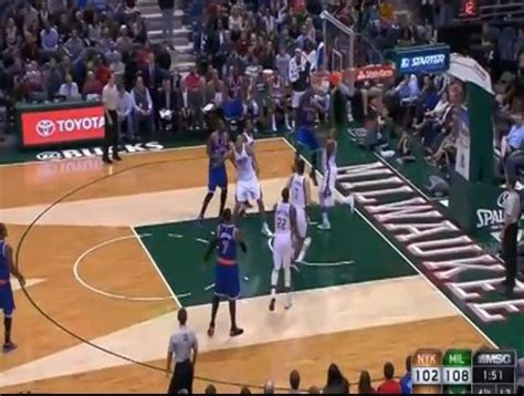 Iman Shumpert With the Crossover & Dunk On Giannis (Video) - BlackSportsOnline