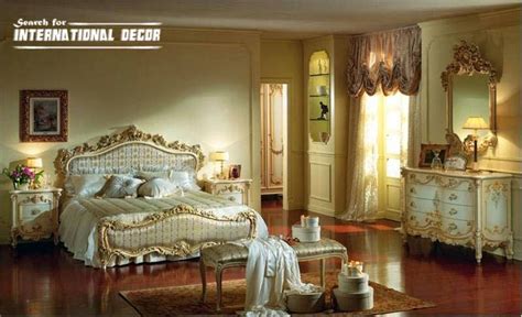 Luxury Italian bedroom and furniture in classic style - Interior Decoration