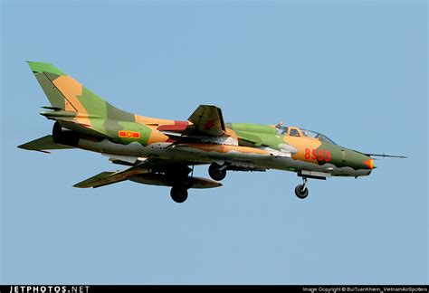 8555 | Sukhoi Su-22UM3K Fitter G | Vietnam - Air Force | BuiTuanKhiem ...