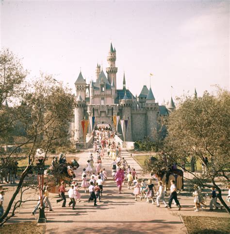 Vintage Disneyland Pictures | POPSUGAR Smart Living