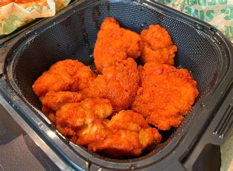 Wingstop Review: I Tried the Chicken Chain for the First Time