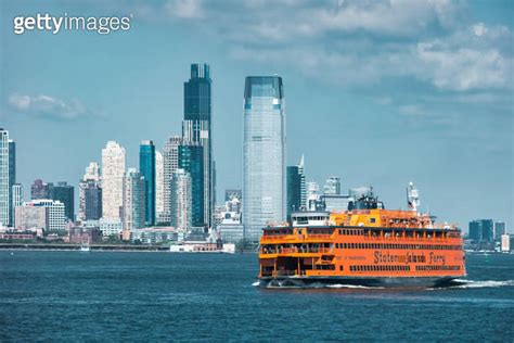 Ferry Downtown Jersey City Skyline 이미지 (1756632953) - 게티이미지뱅크