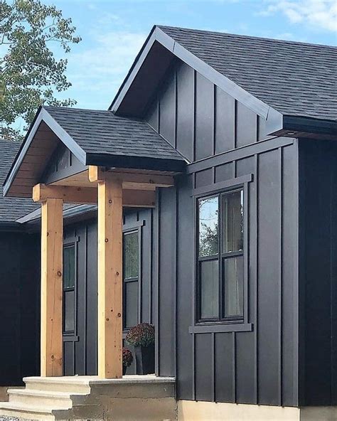 vertical siding - Google Search | Ranch house exterior, Modern farmhouse exterior, Cottage exterior