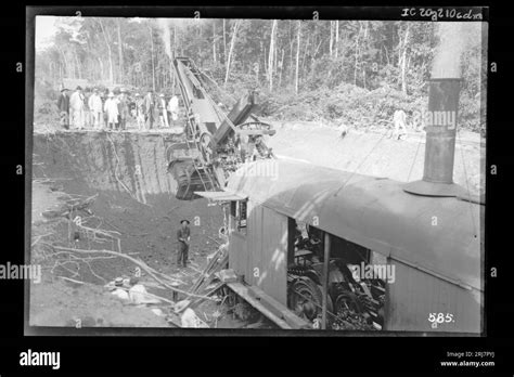 Obras de fundacao da construcao da ferrovia madeira mamore 585 hi-res stock photography and ...