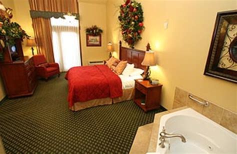 The Inn at Christmas Place (Pigeon Forge, TN) - Resort Reviews ...